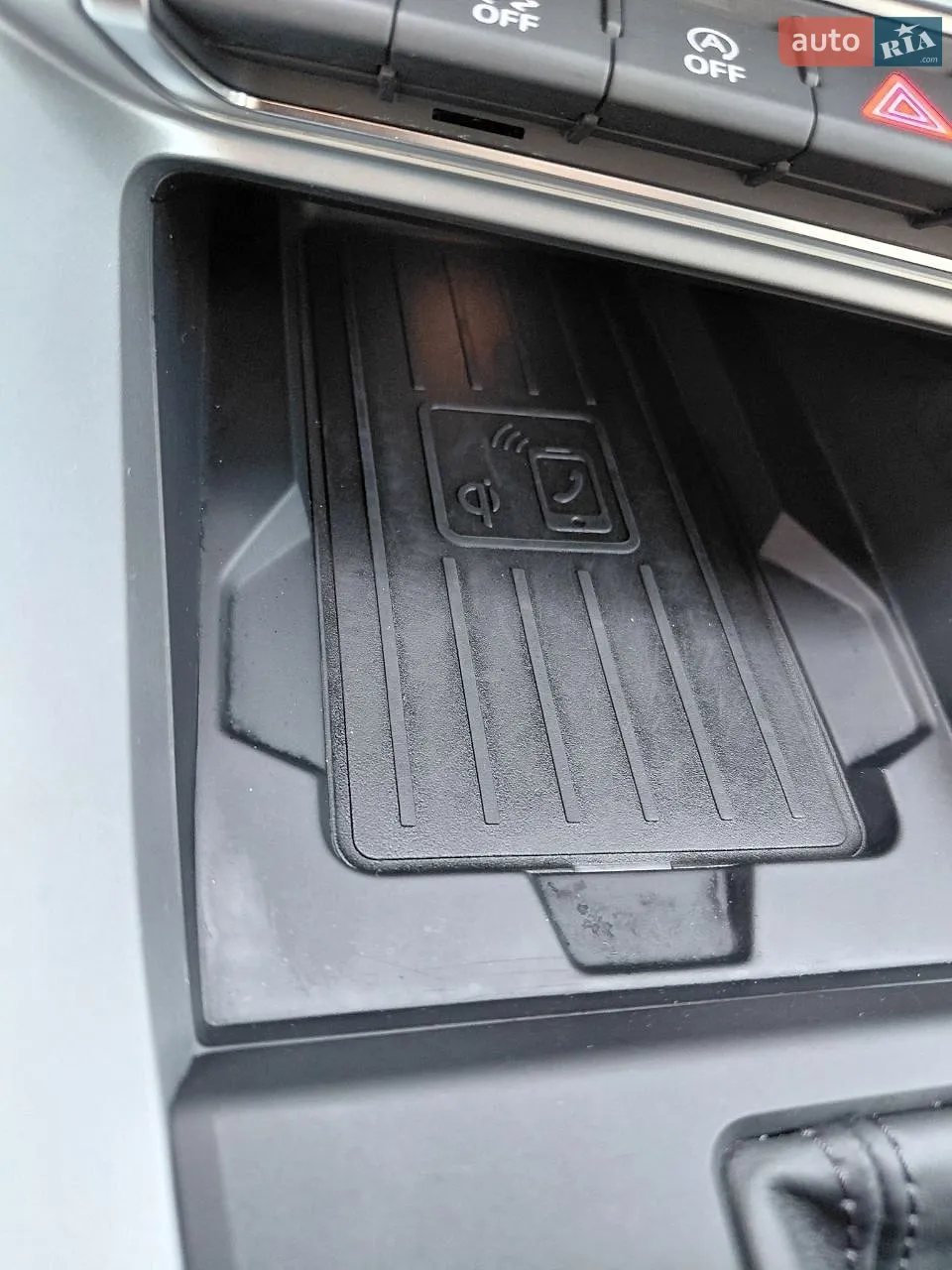 2020 Audi Q3 - мініатюра 23