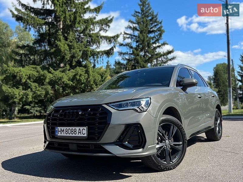 Позашляховик / Кросовер Audi Q3 2020 в Києві