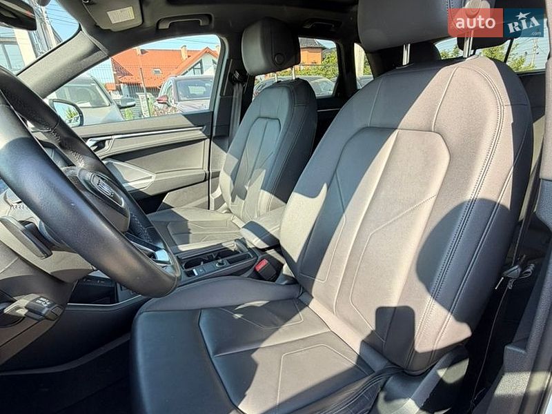 Внедорожник / Кроссовер Audi Q3 2022 в Ивано-Франковске