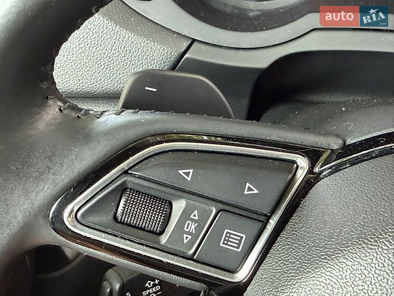 Позашляховик / Кросовер Audi Q3 2015 в Стрию