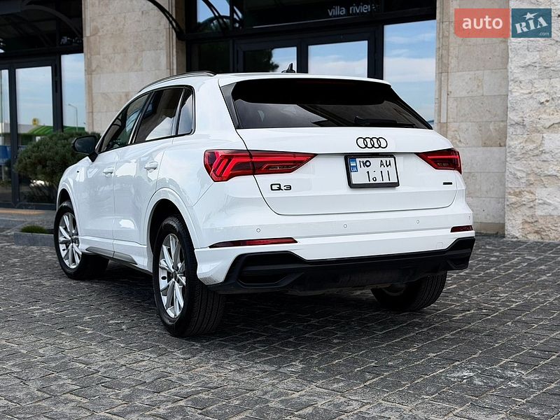 Позашляховик / Кросовер Audi Q3 2024 в Львові