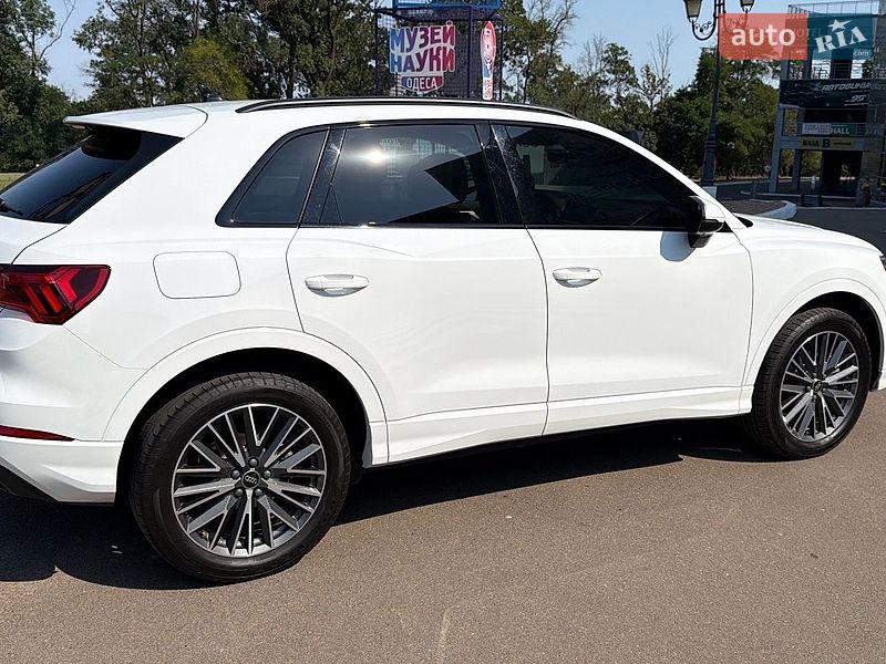 Позашляховик / Кросовер Audi Q3 2024 в Одесі фото 8 Позашляховик / Кросовер Audi Q3 2024 в Одесі