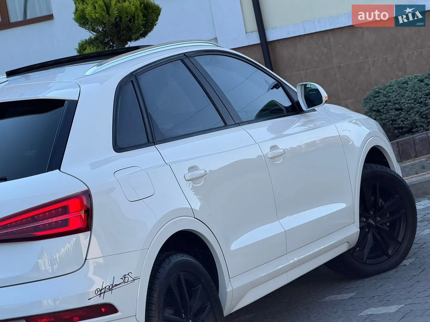 2017 Audi Q3 - мініатюра 31