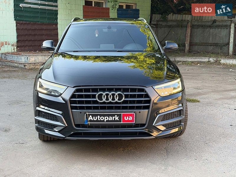Внедорожник / Кроссовер Audi Q3 2016 в Харькове
