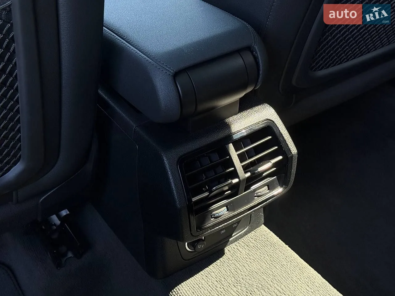2022 Audi Q3 - мініатюра 41