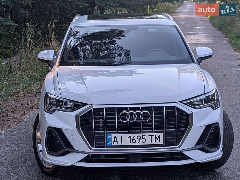 Позашляховик / Кросовер Audi Q3 2024 в Борисполі