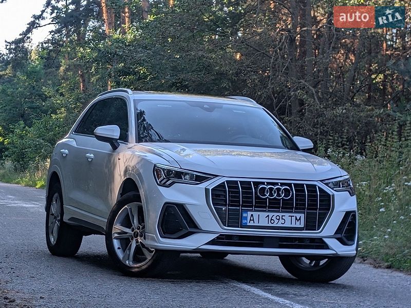 Позашляховик / Кросовер Audi Q3 2024 в Борисполі