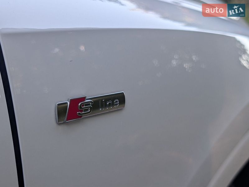 Позашляховик / Кросовер Audi Q3 2024 в Борисполі