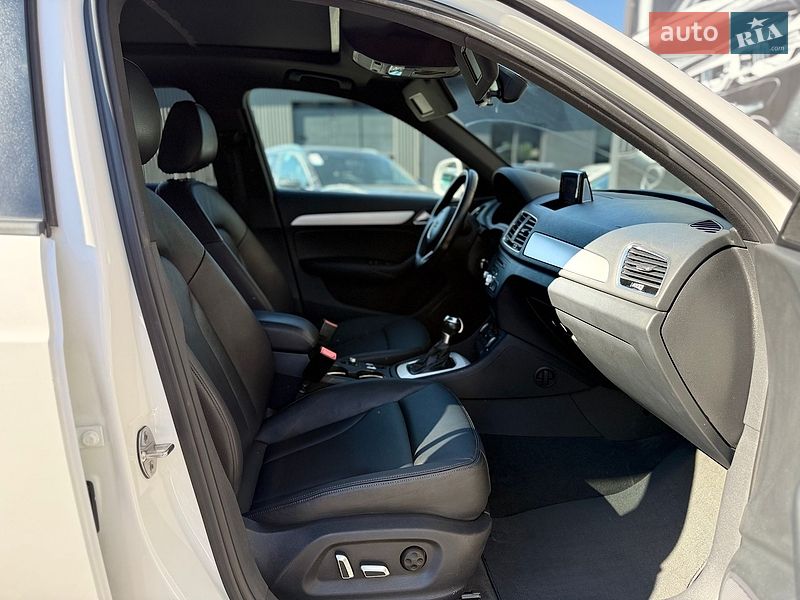 Внедорожник / Кроссовер Audi Q3 2018 в Львове