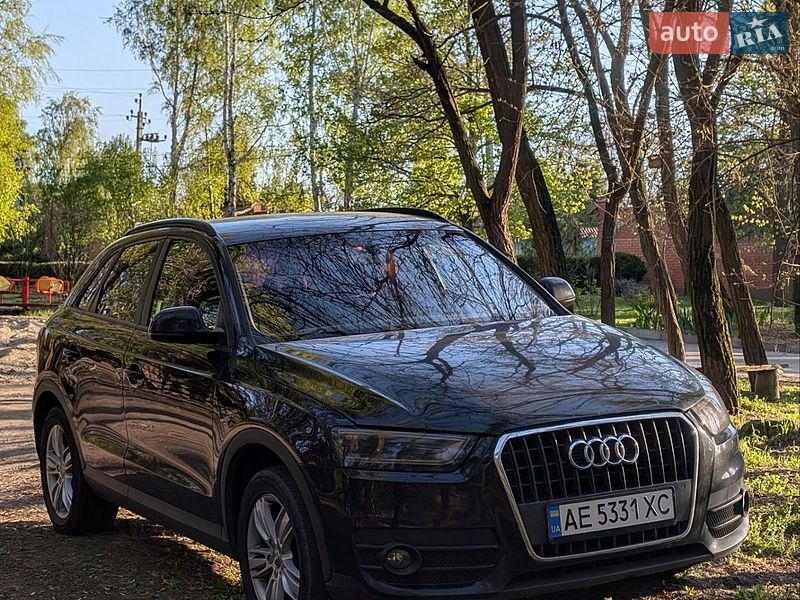 Внедорожник / Кроссовер Audi Q3 2014 в Днепре