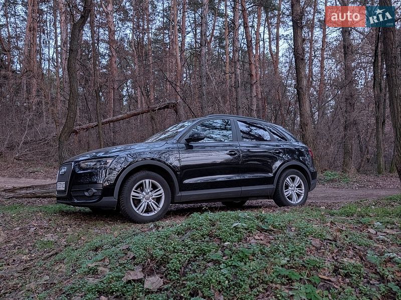 Внедорожник / Кроссовер Audi Q3 2014 в Днепре
