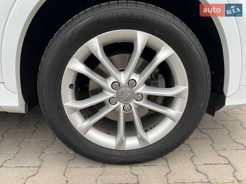 Внедорожник / Кроссовер Audi Q3 2013 в Хмельницком