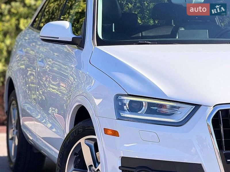 Позашляховик / Кросовер Audi Q3 2014 в Стрию