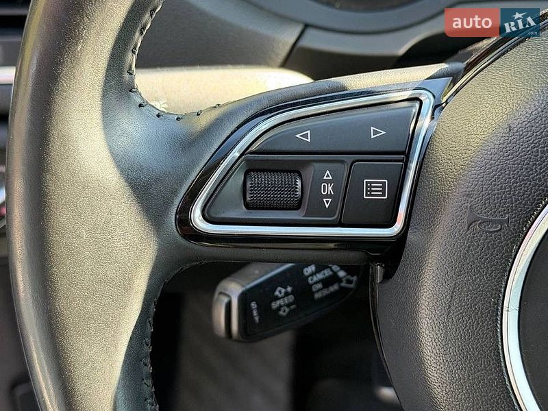 Позашляховик / Кросовер Audi Q3 2014 в Стрию