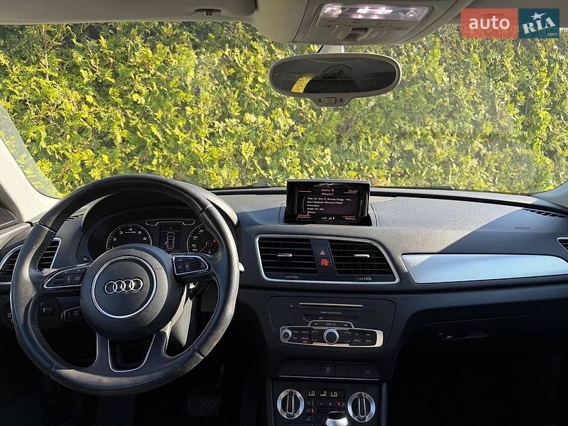 Позашляховик / Кросовер Audi Q3 2014 в Стрию