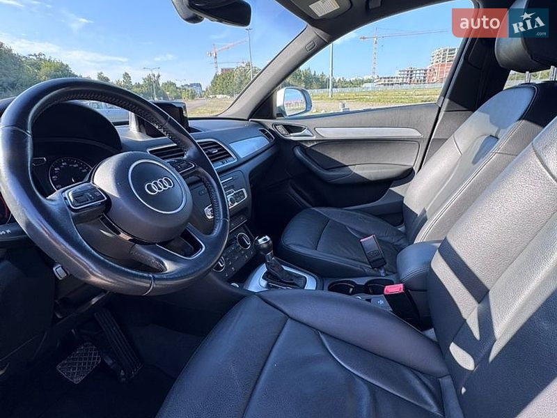 Позашляховик / Кросовер Audi Q3 2018 в Львові