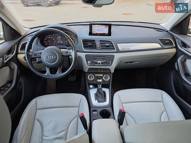 Позашляховик / Кросовер Audi Q3 2015 в Львові