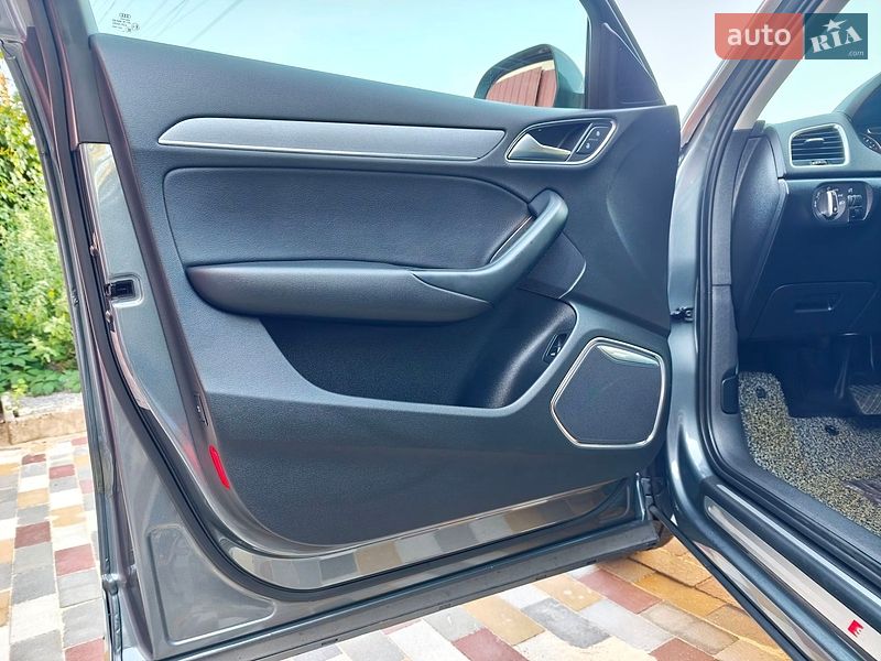 Позашляховик / Кросовер Audi Q3 2014 в Бердичеві