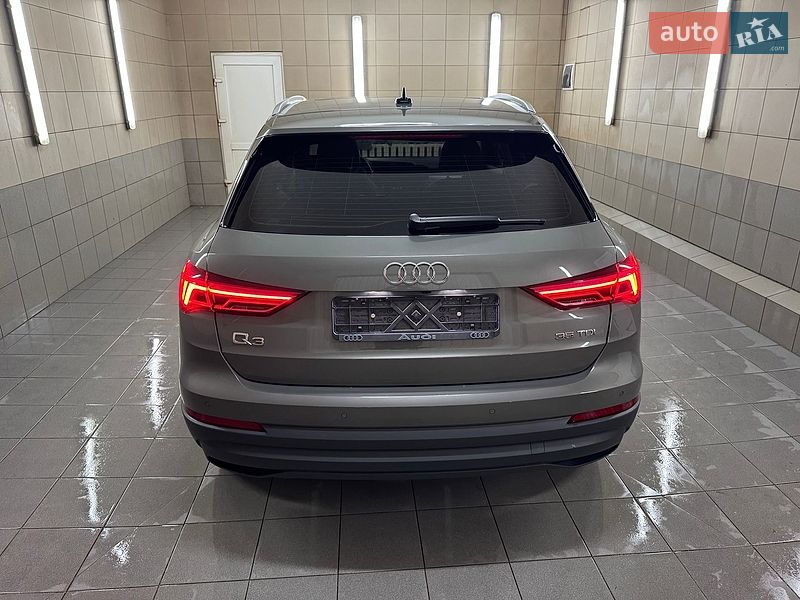 Внедорожник / Кроссовер Audi Q3 2022 в Умани