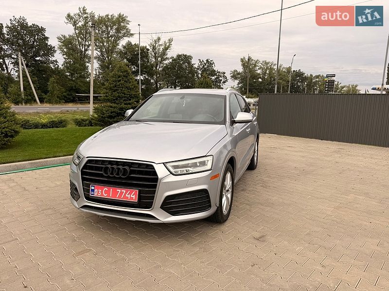 Внедорожник / Кроссовер Audi Q3 2018 в Кагарлыке
