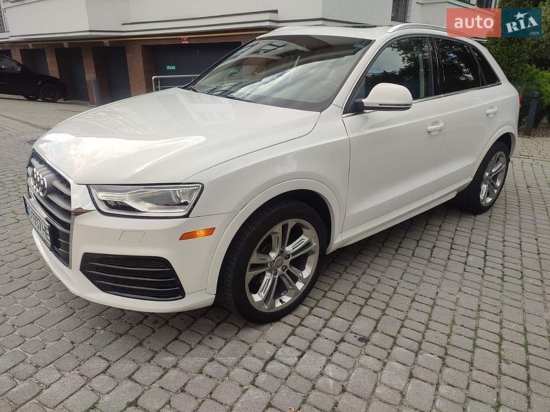 Позашляховик / Кросовер Audi Q3 2018 в Львові
