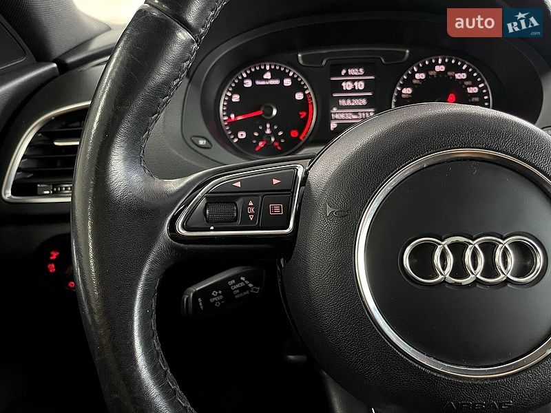 Позашляховик / Кросовер Audi Q3 2017 в Києві