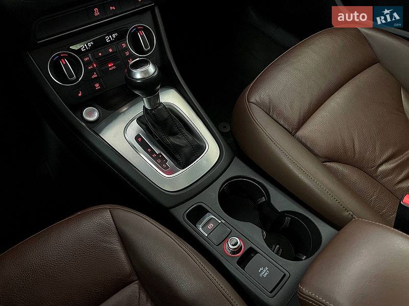 Позашляховик / Кросовер Audi Q3 2017 в Києві