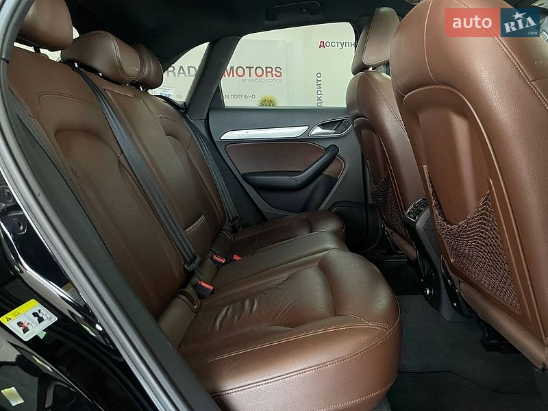 Позашляховик / Кросовер Audi Q3 2017 в Києві