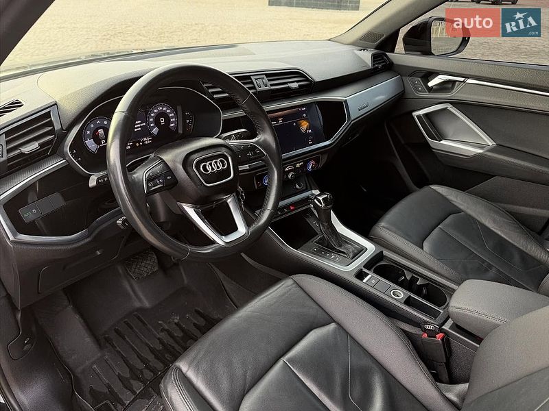 Позашляховик / Кросовер Audi Q3 2019 в Львові фото 7 Позашляховик / Кросовер Audi Q3 2019 в Львові