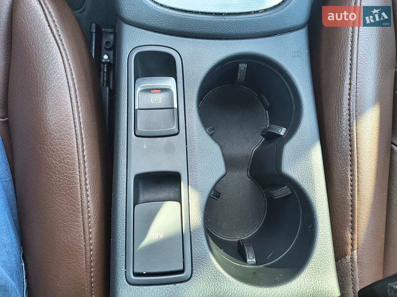 Позашляховик / Кросовер Audi Q3 2015 в Дніпрі фото 27 Позашляховик / Кросовер Audi Q3 2015 в Дніпрі