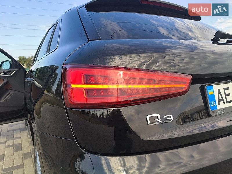 Позашляховик / Кросовер Audi Q3 2015 в Дніпрі фото 32 Позашляховик / Кросовер Audi Q3 2015 в Дніпрі