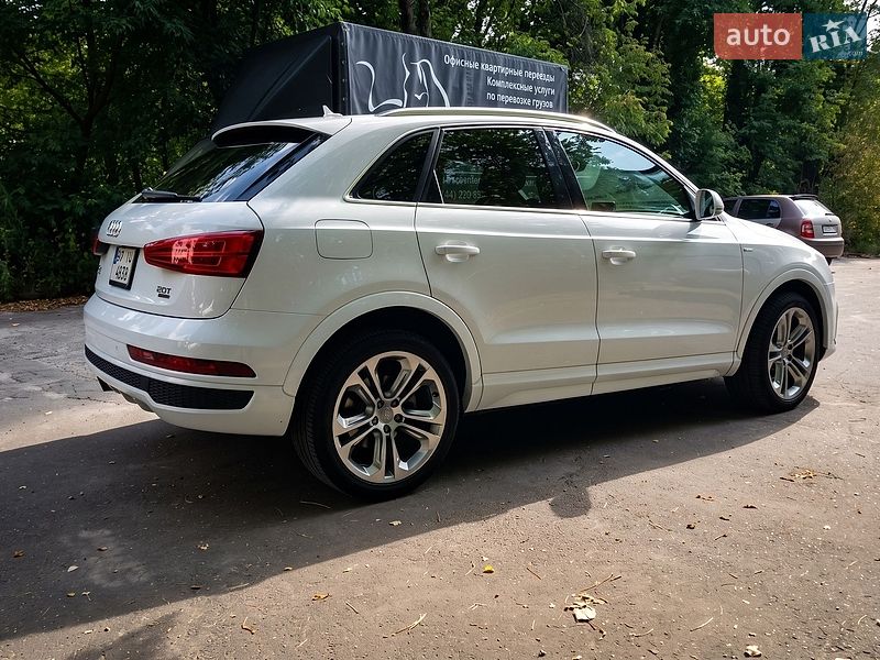 Позашляховик / Кросовер Audi Q3 2015 в Києві