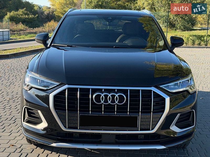 Позашляховик / Кросовер Audi Q3 2019 в Кам'янському фото Позашляховик / Кросовер Audi Q3 2019 в Кам'янському