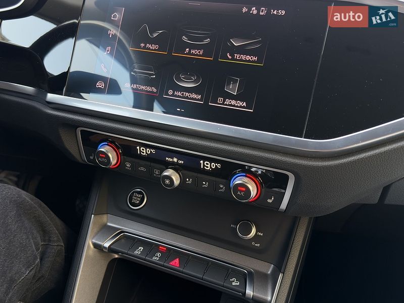 Внедорожник / Кроссовер Audi Q3 2021 в Тернополе