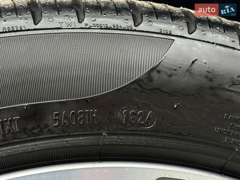 Внедорожник / Кроссовер Audi Q3 2024 в Тернополе