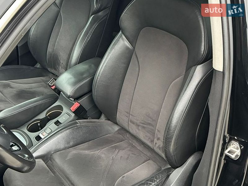 Внедорожник / Кроссовер Audi Q3 2011 в Ивано-Франковске