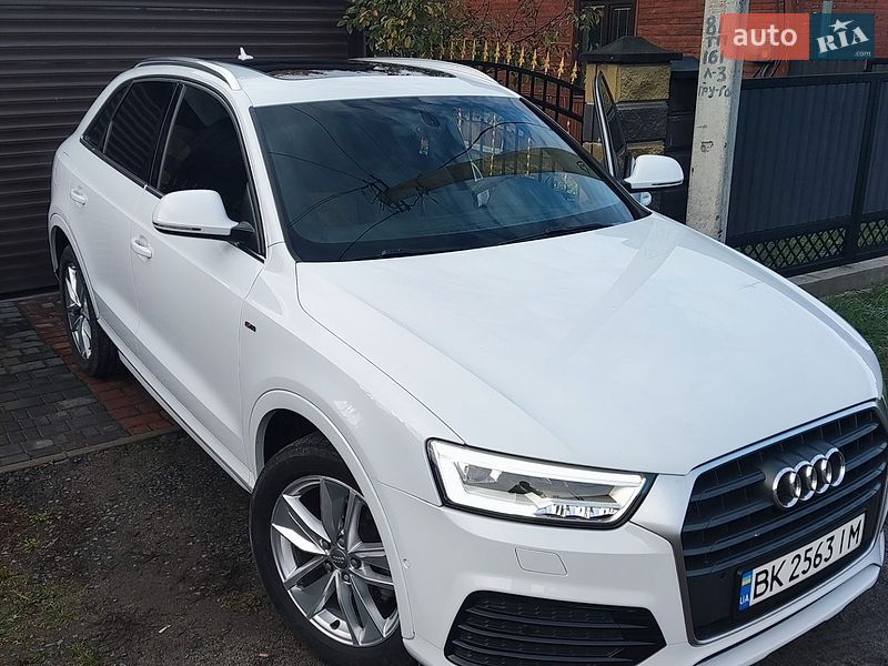Внедорожник / Кроссовер Audi Q3 2018 в Владимирце