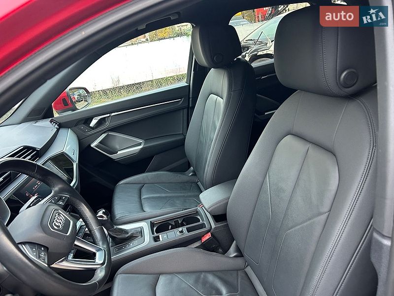 Внедорожник / Кроссовер Audi Q3 2021 в Нежине
