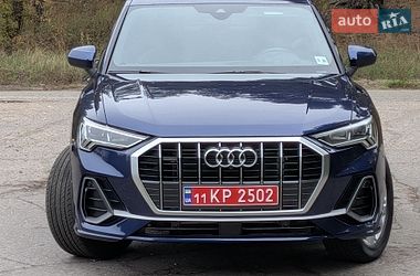 Внедорожник / Кроссовер Audi Q3 2022 в Борисполе