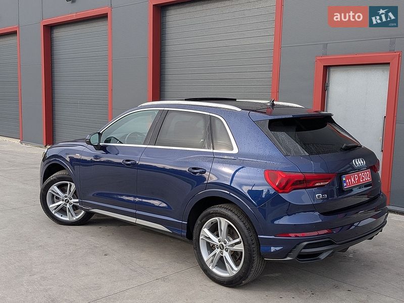Внедорожник / Кроссовер Audi Q3 2022 в Борисполе