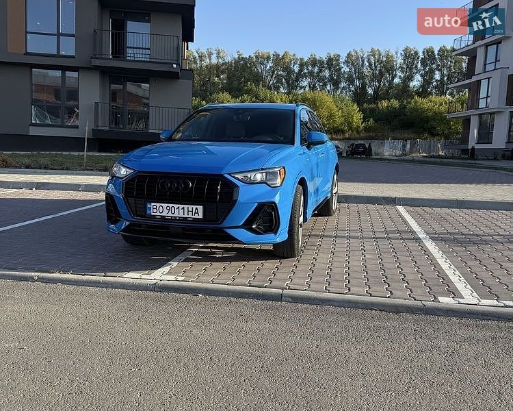 Внедорожник / Кроссовер Audi Q3 2020 в Тернополе