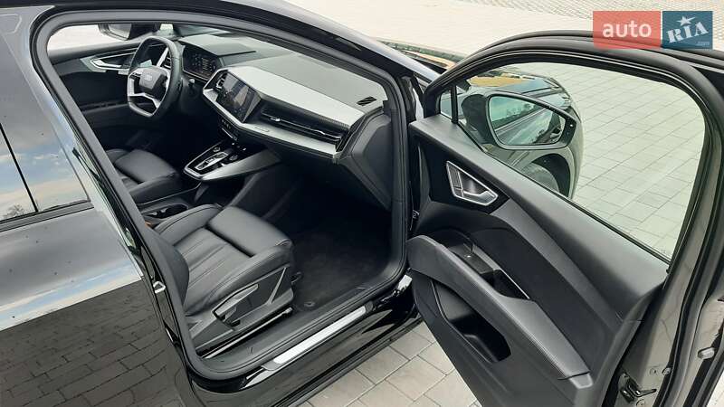 Позашляховик / Кросовер Audi Q4 e-tron 2021 в Хмельницькому