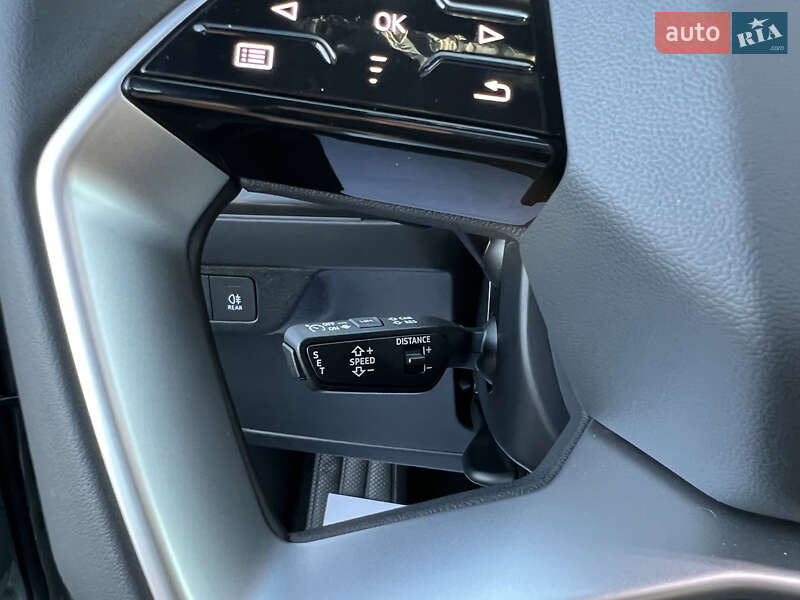 Позашляховик / Кросовер Audi Q4 e-tron 2023 в Івано-Франківську