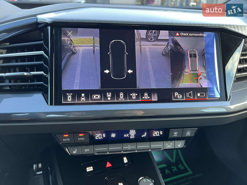 Позашляховик / Кросовер Audi Q4 e-tron 2023 в Івано-Франківську