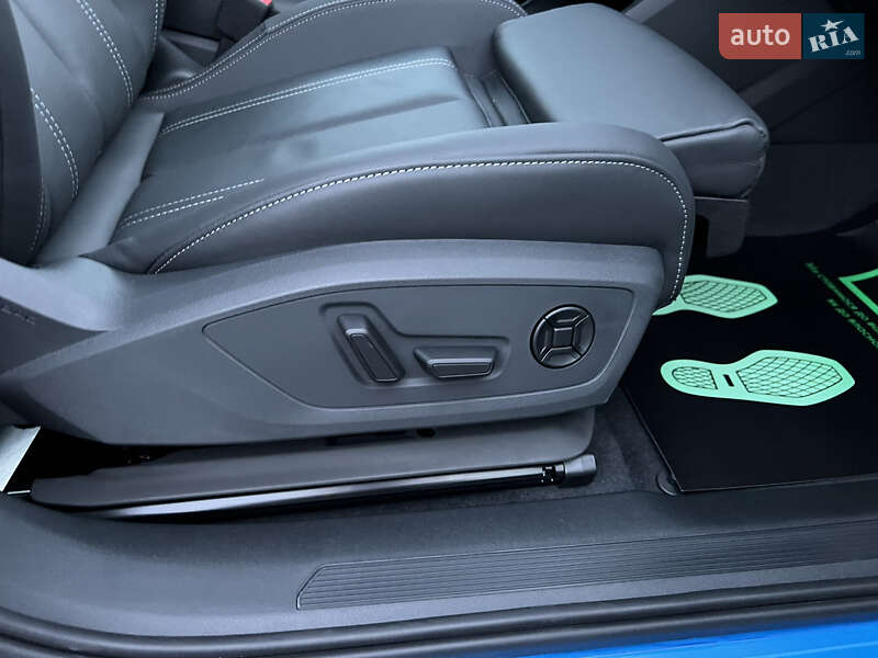 Позашляховик / Кросовер Audi Q4 e-tron 2023 в Івано-Франківську