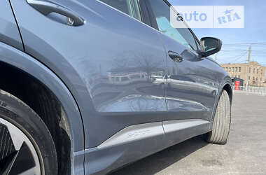 Внедорожник / Кроссовер Audi Q4 e-tron 2023 в Кривом Роге