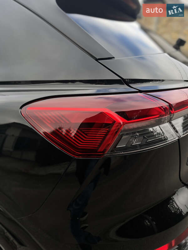 Внедорожник / Кроссовер Audi Q4 e-tron 2021 в Львове
