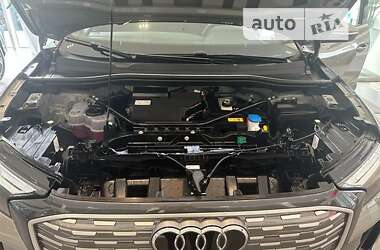 Позашляховик / Кросовер Audi Q4 e-tron 2024 в Одесі