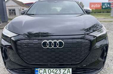 Позашляховик / Кросовер Audi Q4 e-tron 2022 в Шполі