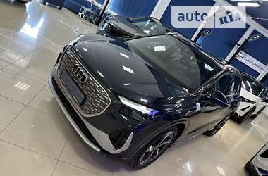 Позашляховик / Кросовер Audi Q4 e-tron 2024 в Кропивницькому
